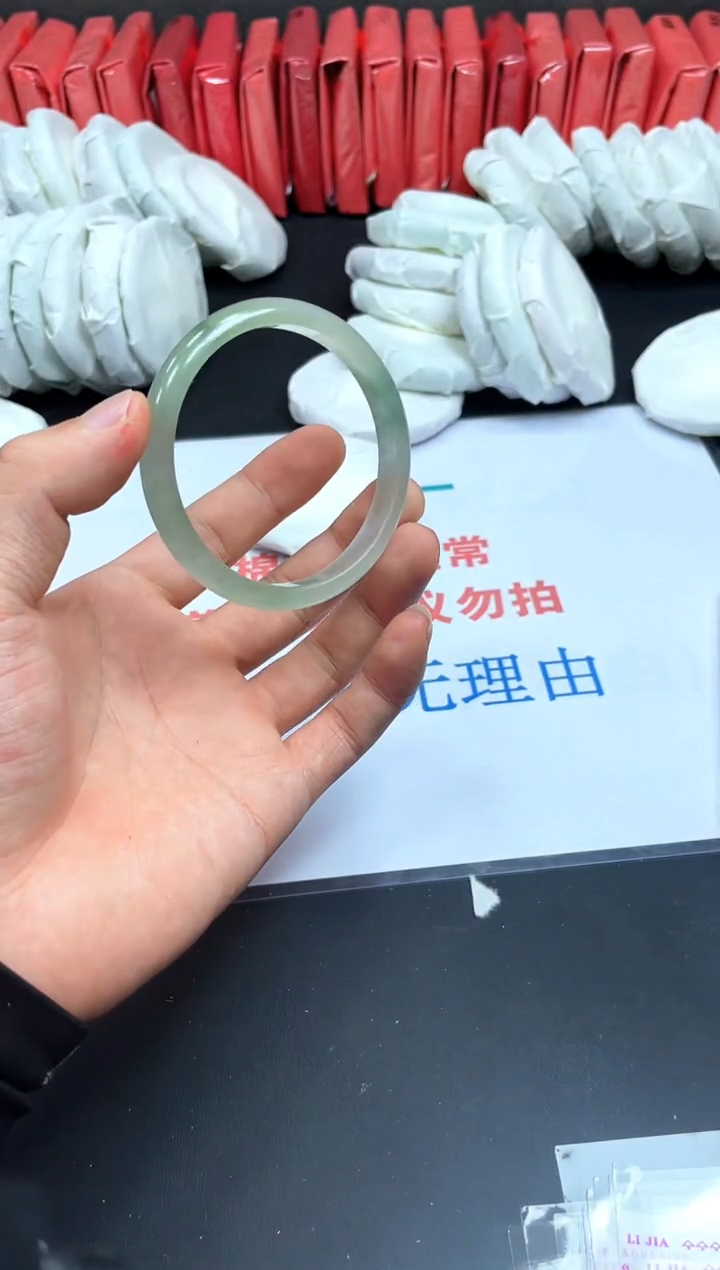 所见所得,美人镯镯