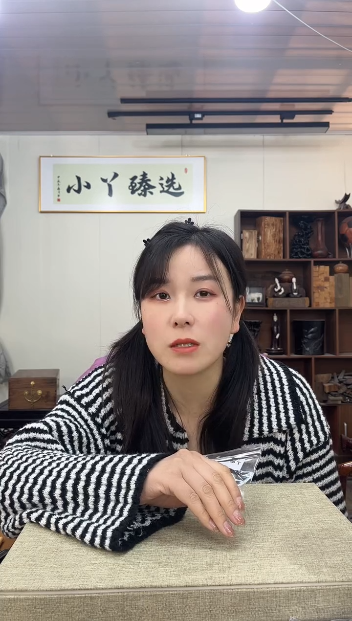 【闪购商品】1249黄杨木西龙柱把件木木