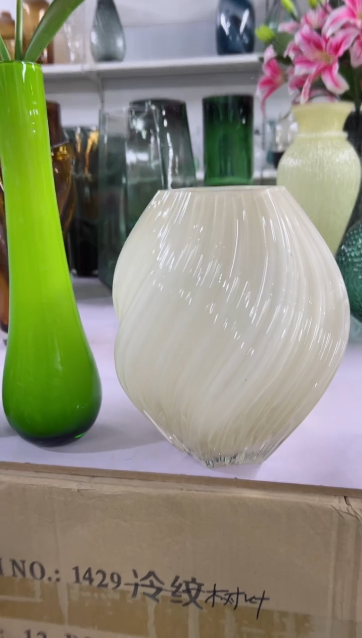 【闪购商品】玻璃2409 瑕疵 介意者慎拍