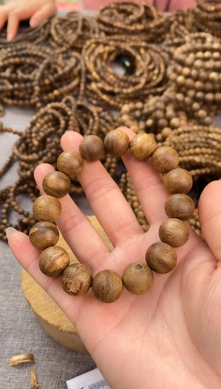 【闪购商品】沉香手串1.4圆珠单圈棋楠手串#13+多样性发一