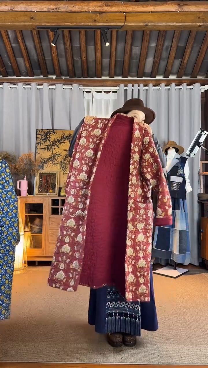 特*特设计师款红色花夹棉长袍