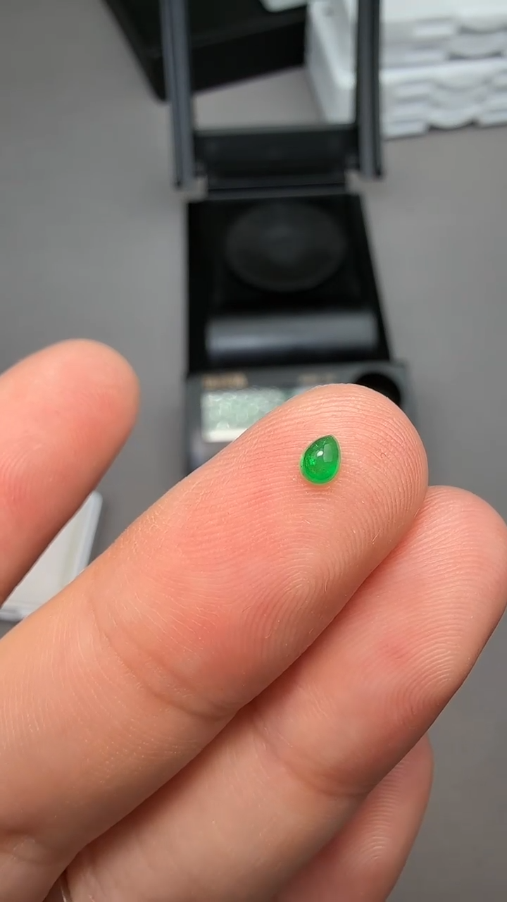 【闪购商品】祖母绿swat沃顿绿未镶嵌0.1ct-A195-1p