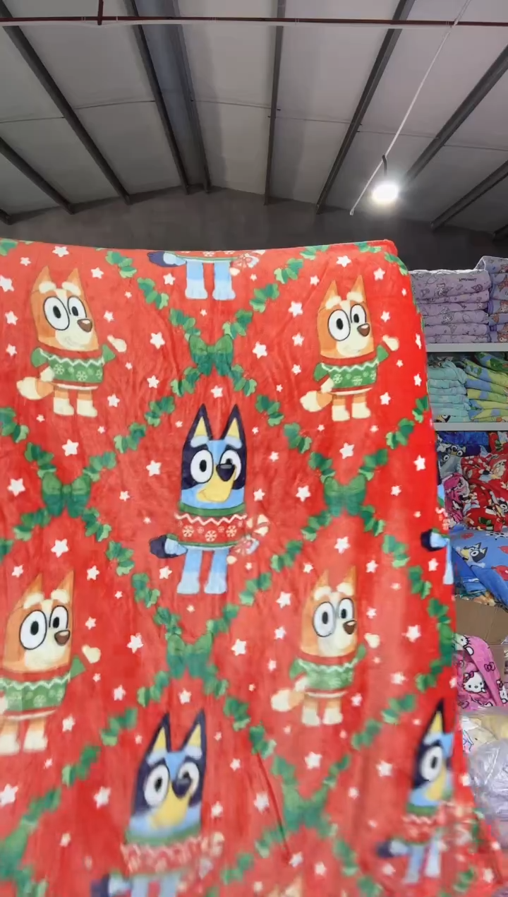 满35包邮   瑕疵150*200左右绒毯子   