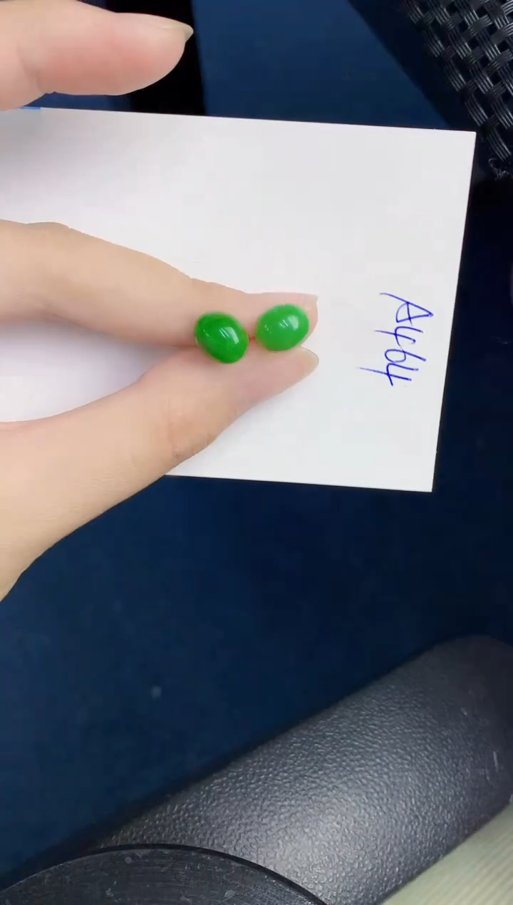 翡翠18K金镶嵌颈饰000000000