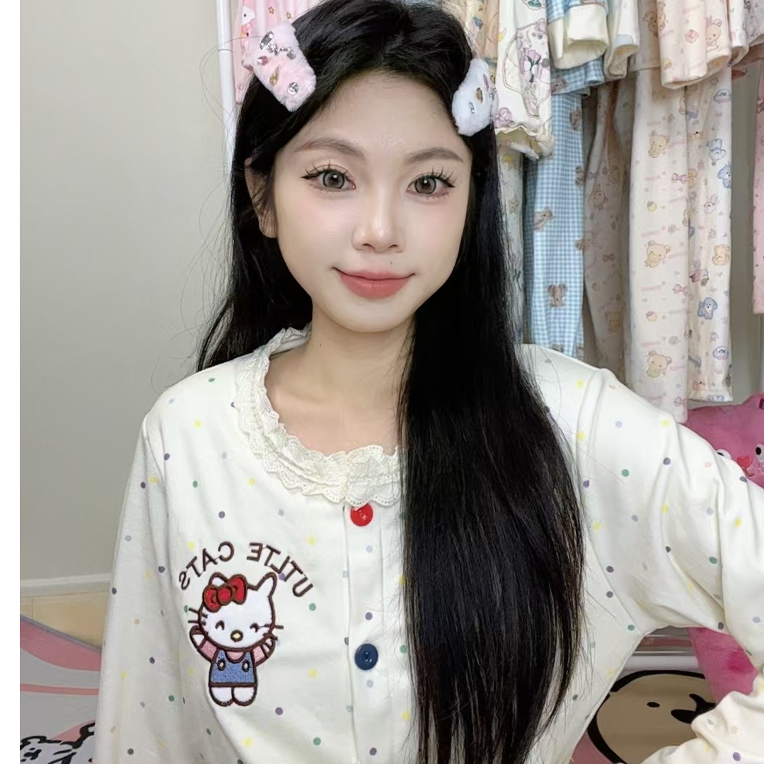 可爱凯蒂猫睡衣女秋冬季德绒保暖加厚网红波点长袖花边家居服