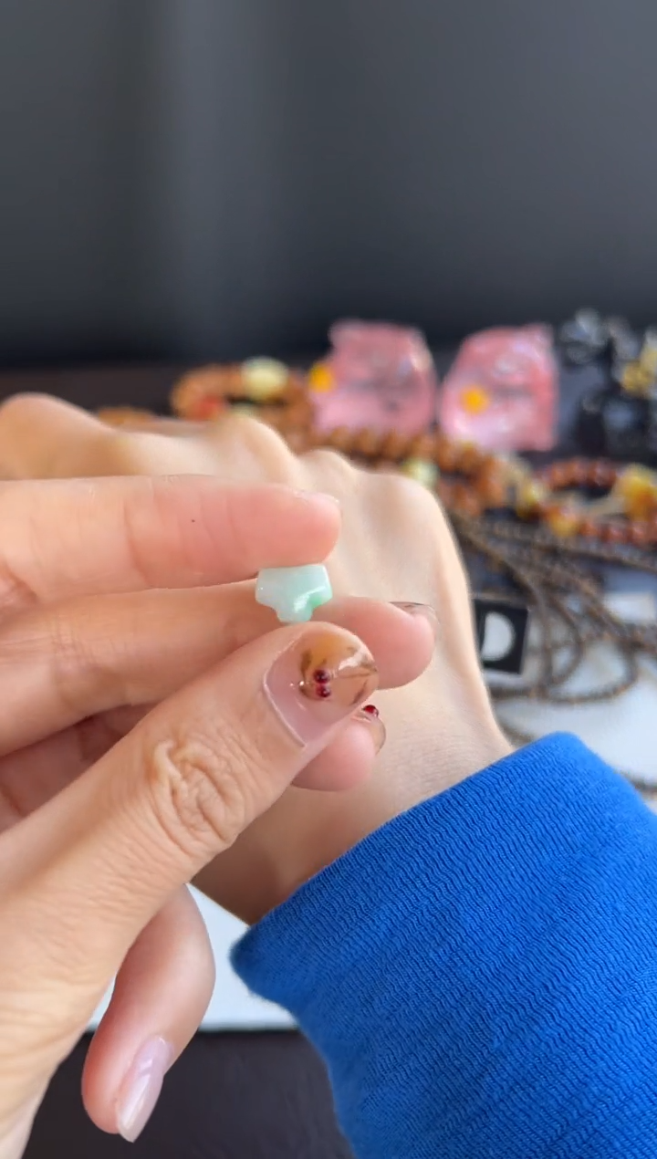 颈饰未镶嵌翡翠霁*720号买断