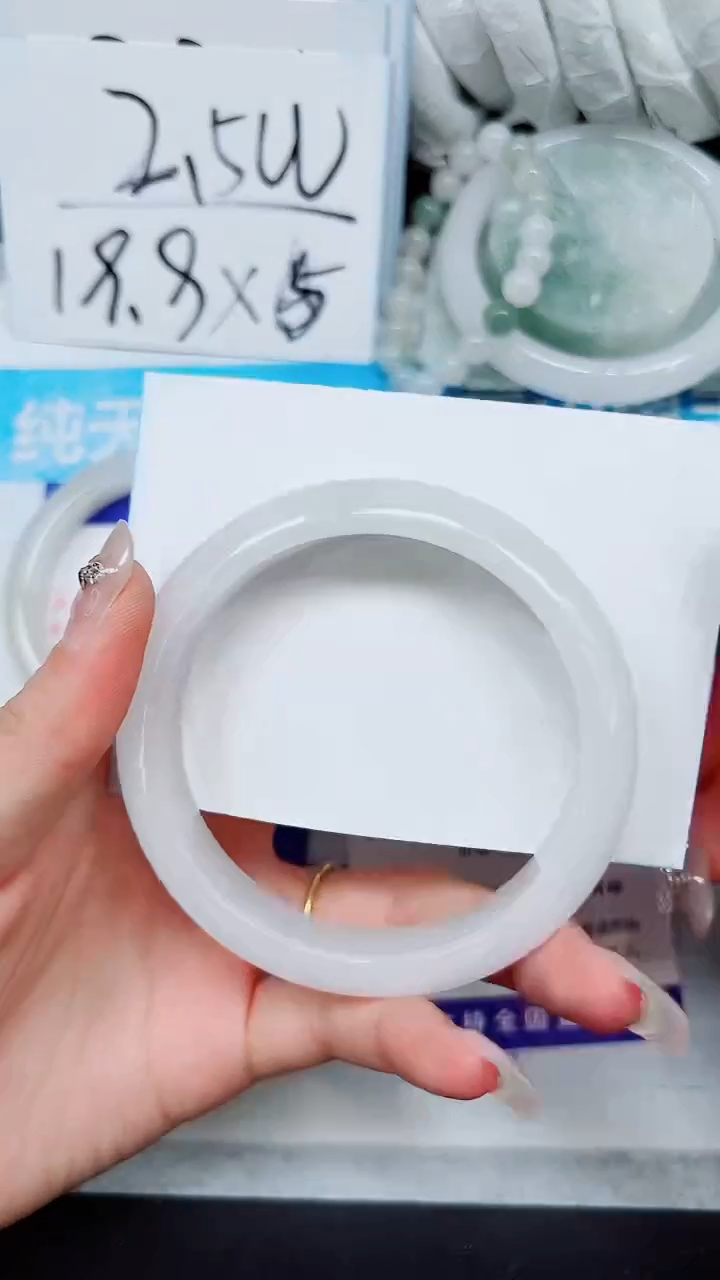 【闪购商品】石英质玉手镯合金A282-61`62`63`