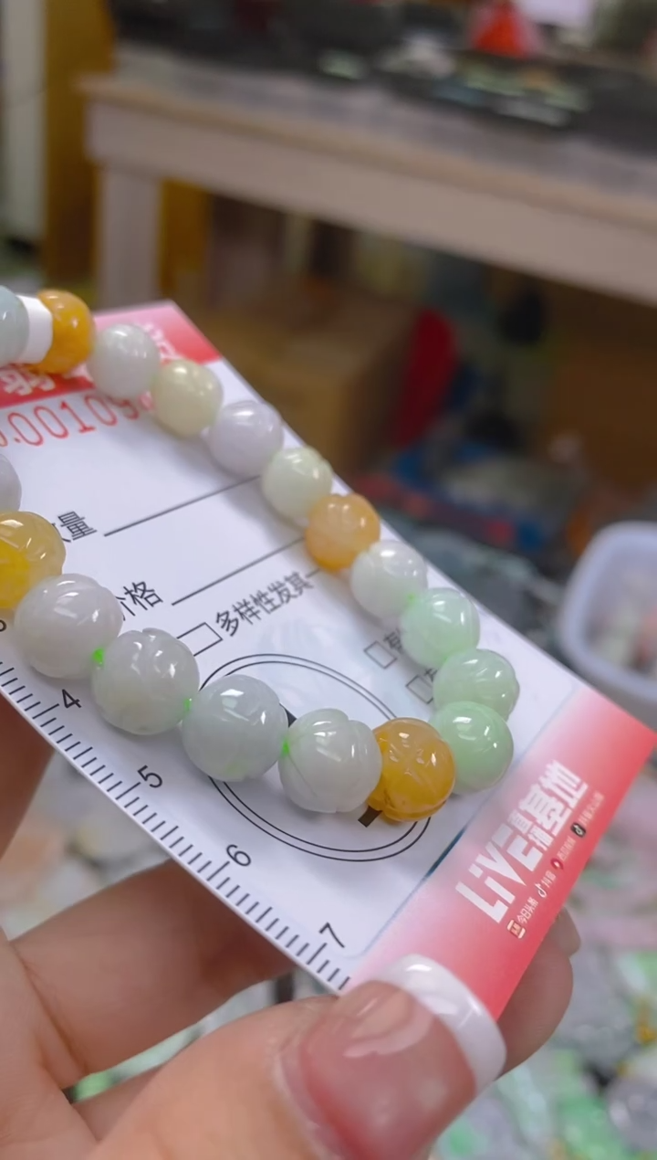 翡翠未镶嵌颈饰闪购0010941