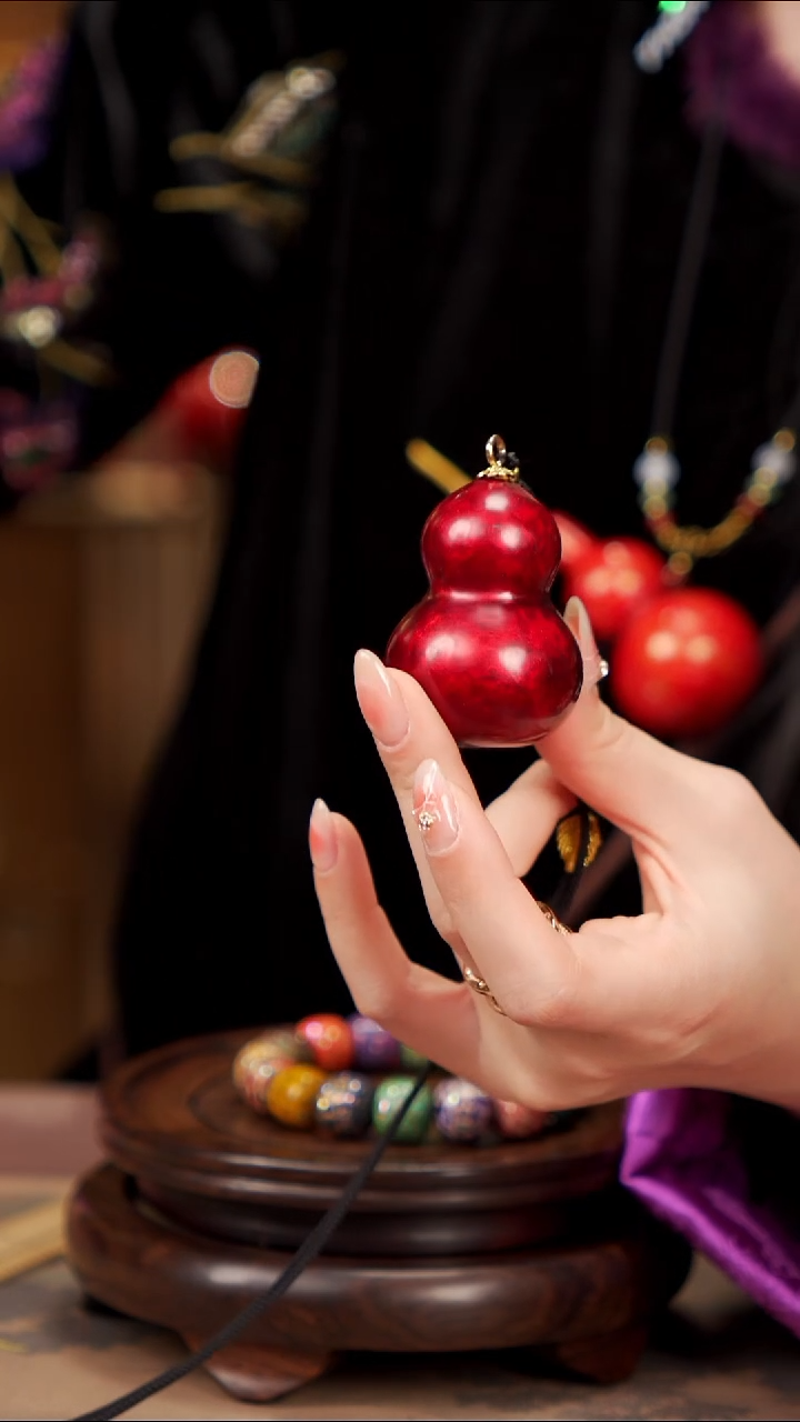 【闪购商品】94易林漂漆车挂手捻葫芦----138