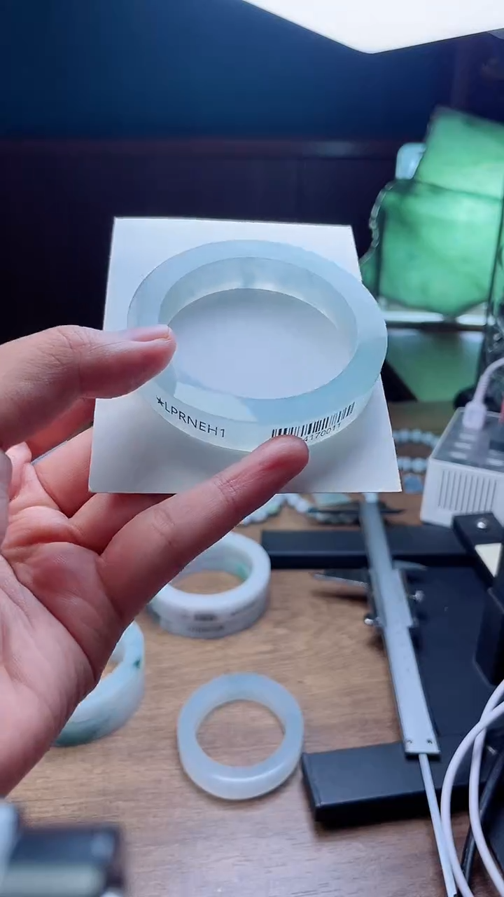 定制翡翠手镯未镶嵌M**?定制