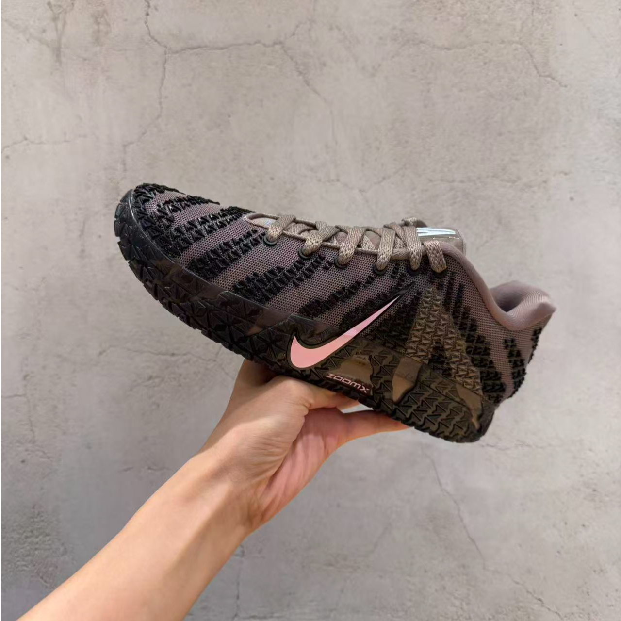 NIKE耐克男子JA 3 莫兰特3代 篮球鞋HF2794-200