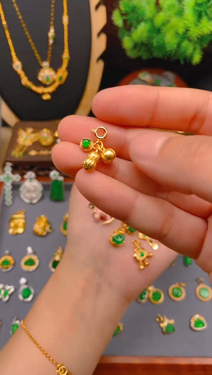 翡翠银S925镶嵌吊坠(不含链)好事发生