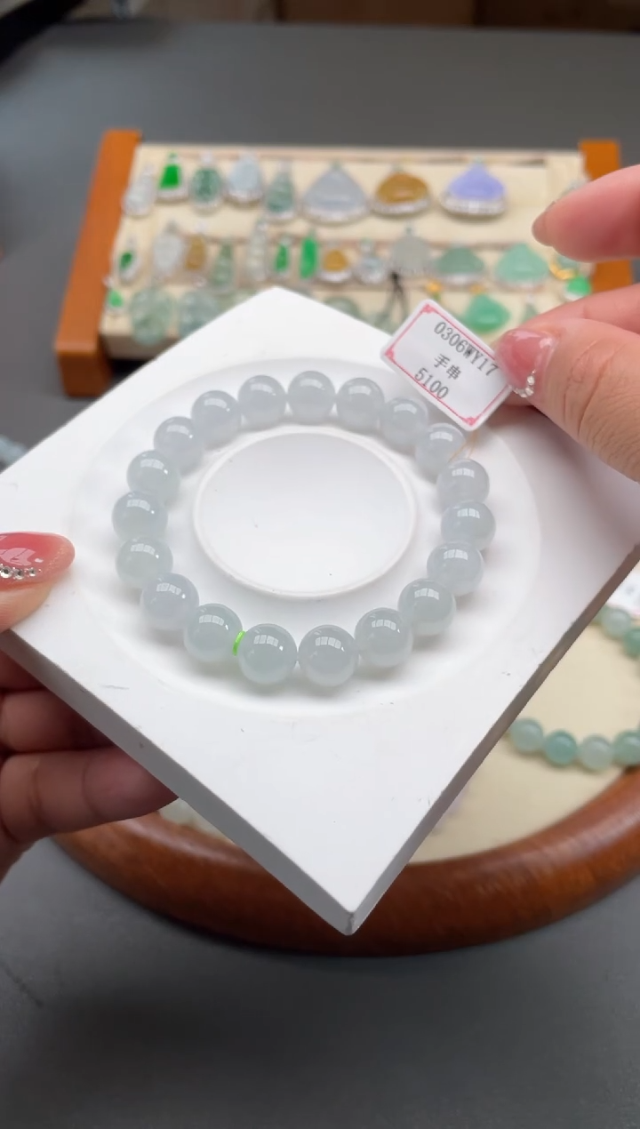 【闪购商品】翡翠手串未镶嵌0306WY17