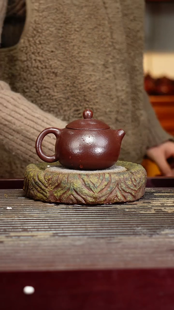 宜兴原矿紫砂壶茶壶宜兴原矿紫砂壶茶壶150C
