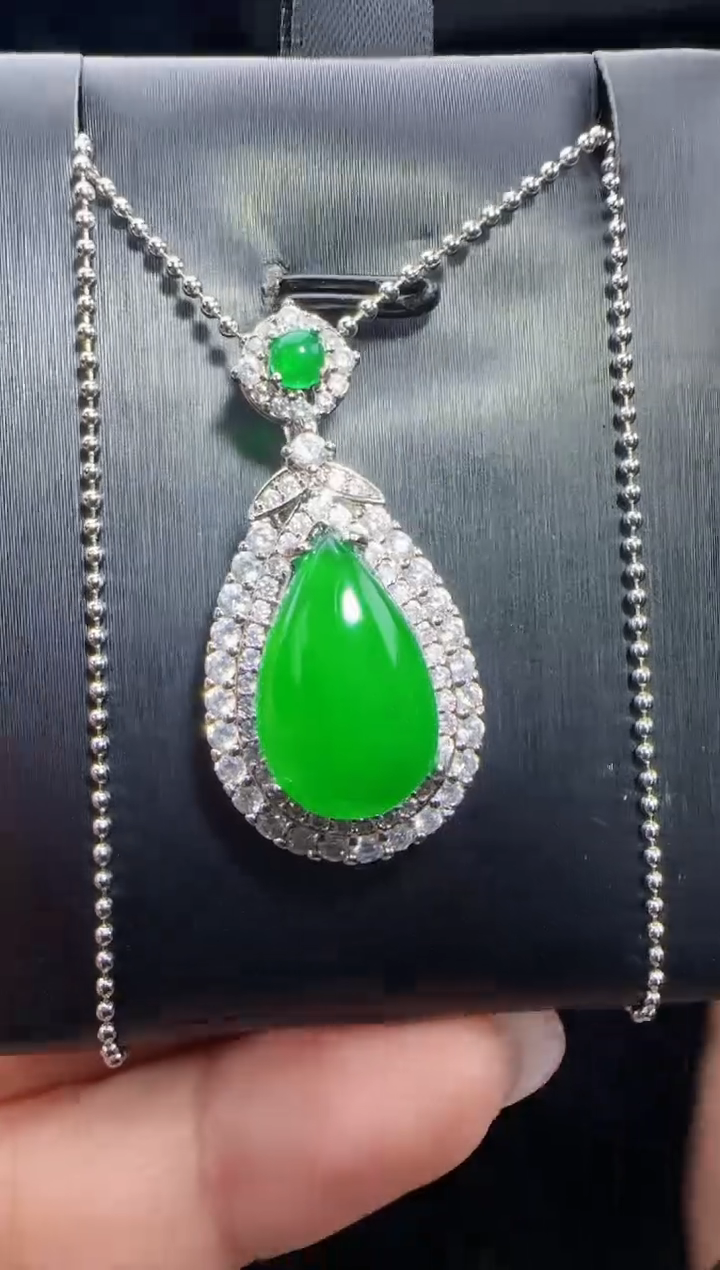 未镶嵌定制翡翠翡翠吊坠11