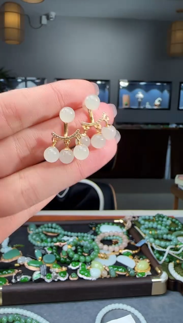 银S925镶嵌和田玉耳饰1