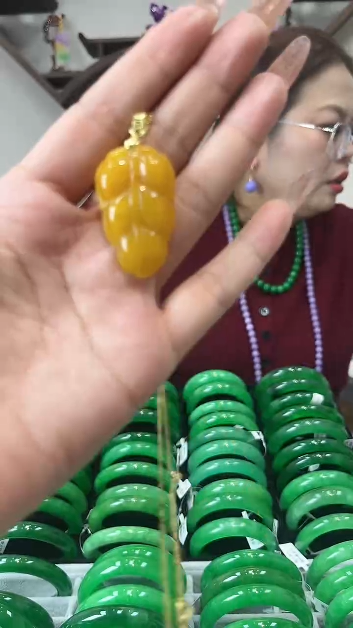 【闪购商品】砖雕闪27 手工雕刻吊坠