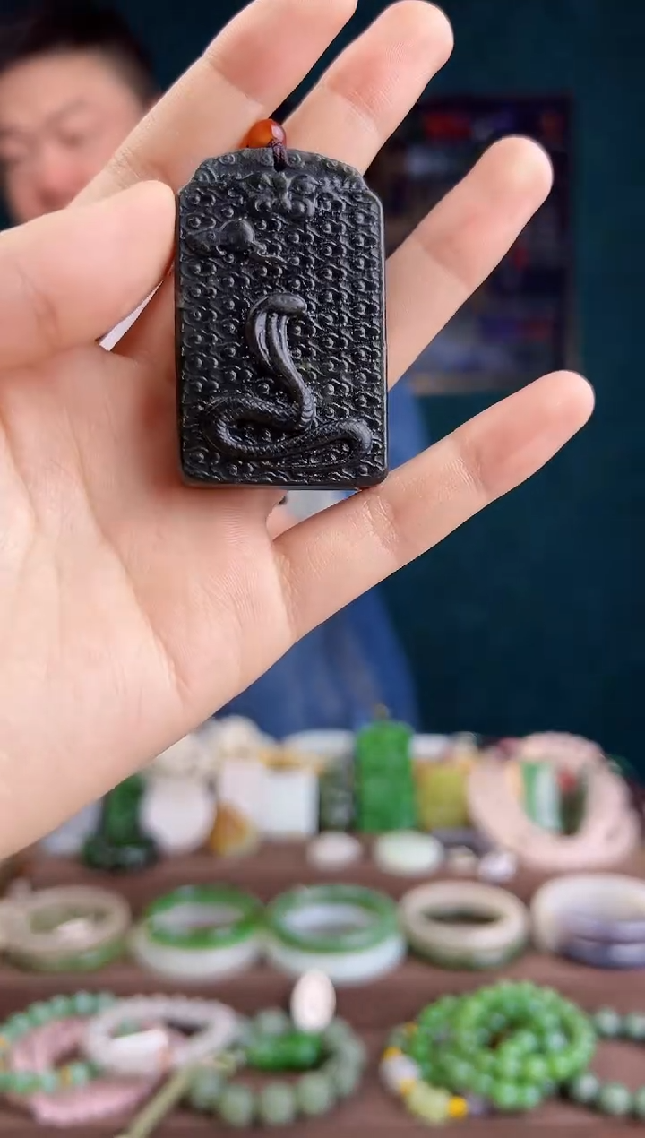 【闪购商品】和田玉颈饰未镶嵌多样性发货 拍一单发一个