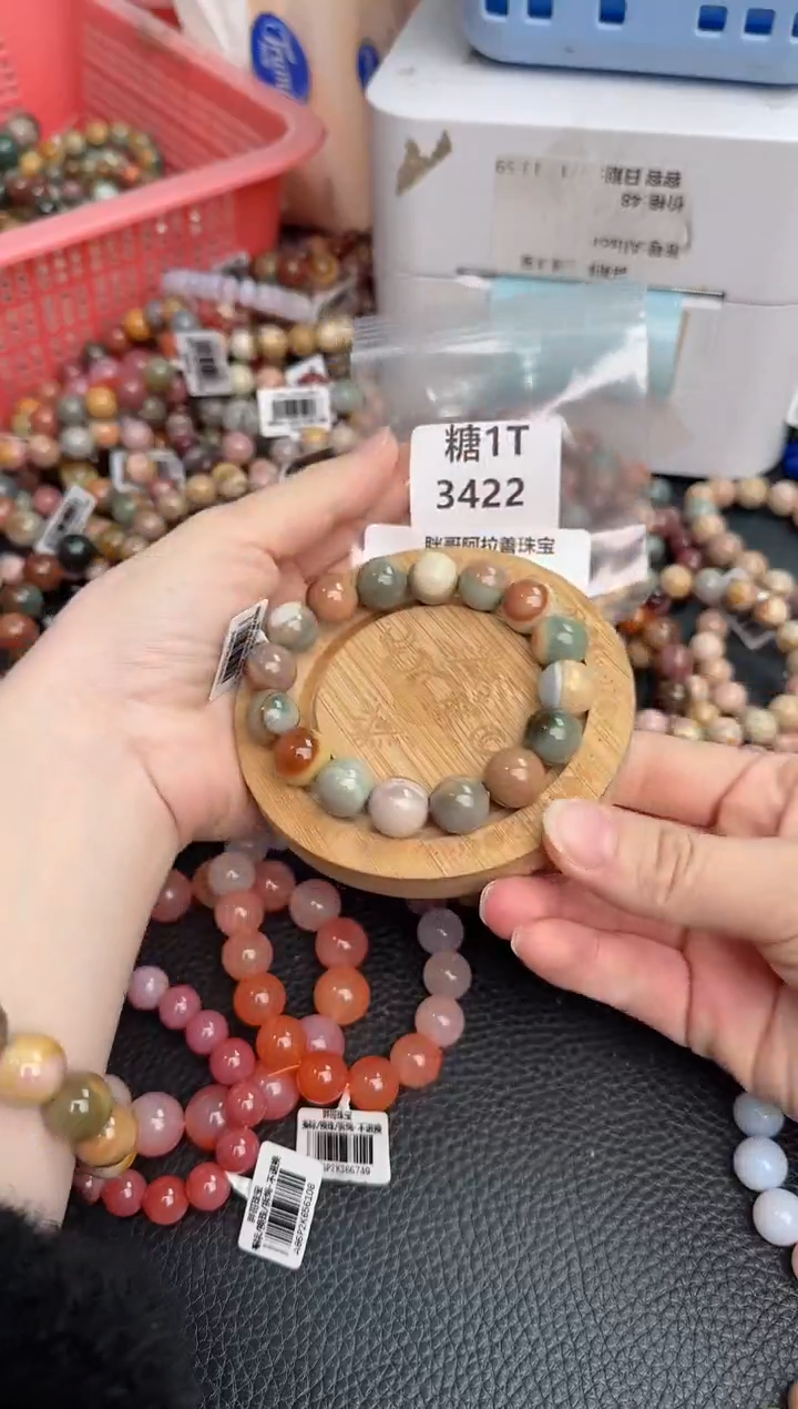 【闪购商品】石英质玉手链未镶嵌1T3422