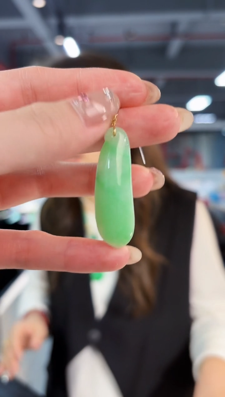 【闪购商品】翡翠吊坠(不含链)18K金镶嵌缅料A货/支持复检/一件