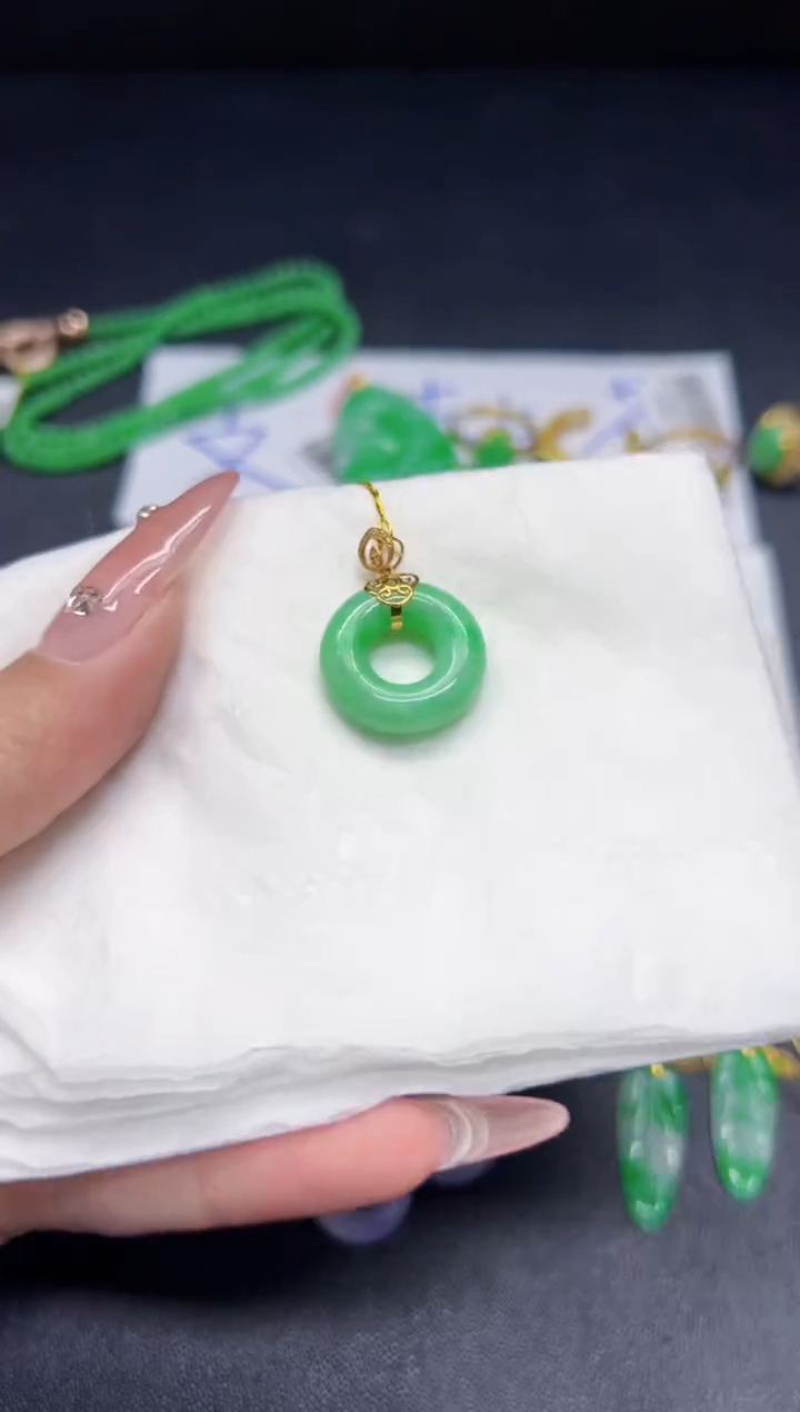 【闪购商品】翡翠颈饰18K金镶嵌Y缅料A货/支持复检/一件