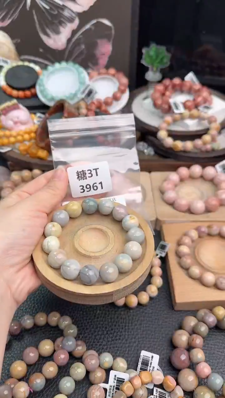 未镶嵌手链石英质玉正**载3T3961