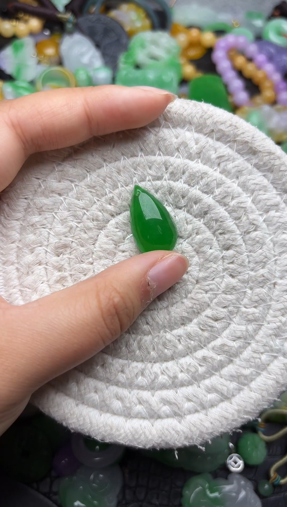 颈饰未镶嵌翡翠缅甸翡翠吊坠