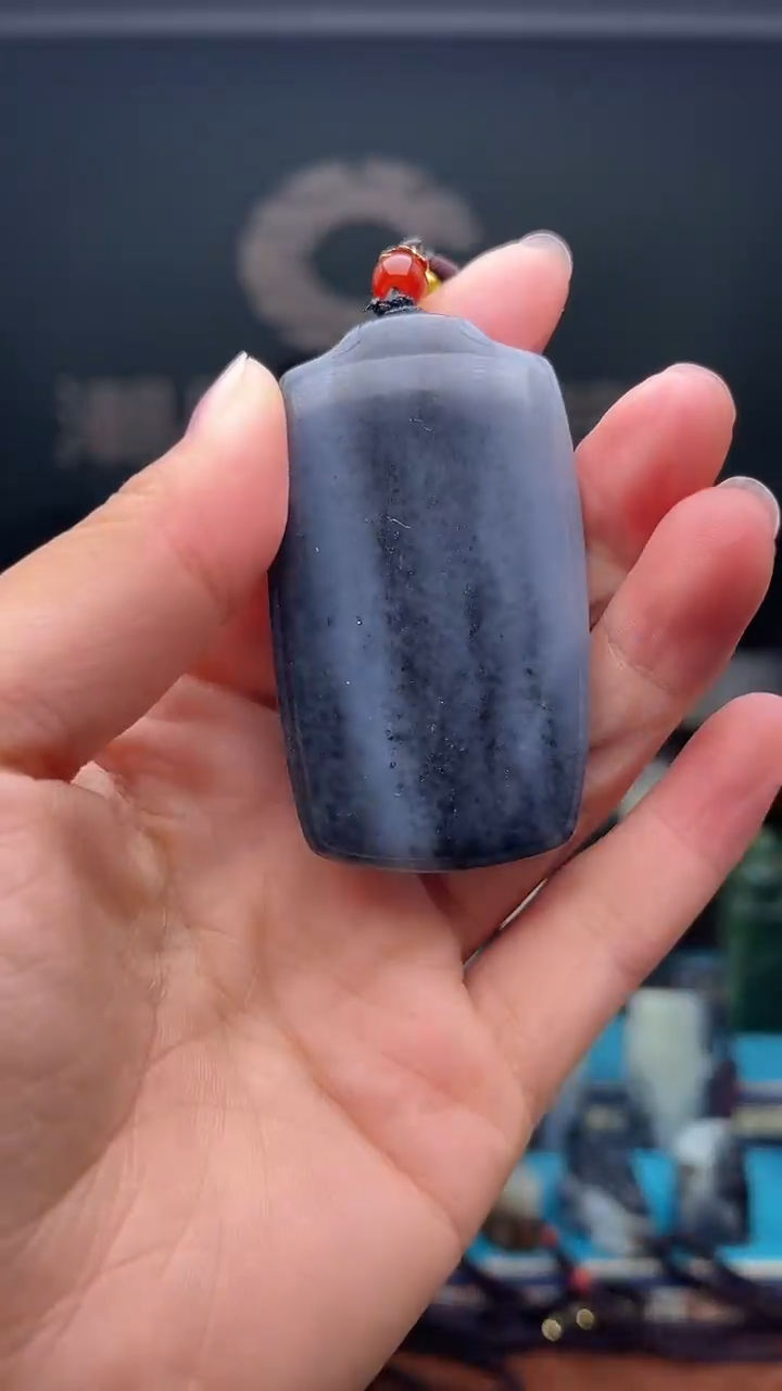 未镶嵌和田玉挂件1