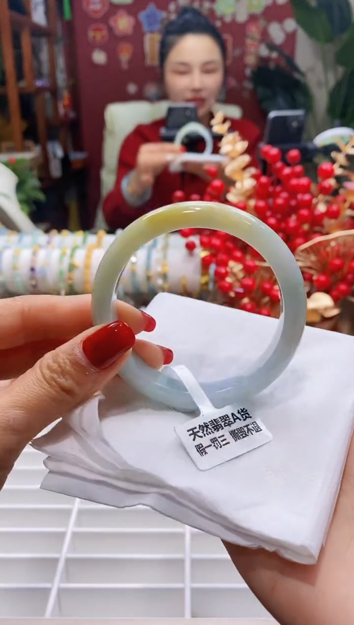 【闪购商品】翡翠手镯未镶嵌121黄翡5657/11.3*7.6