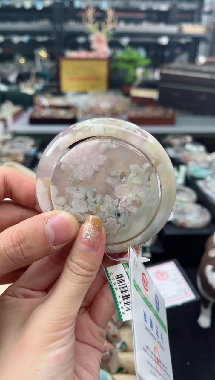 【闪购商品】石英质玉手镯未镶嵌60圈口（赠品镯心）S9481