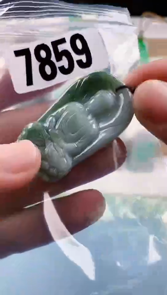 【闪购商品】翡翠挂件未镶嵌天然翡翠吊坠挂件