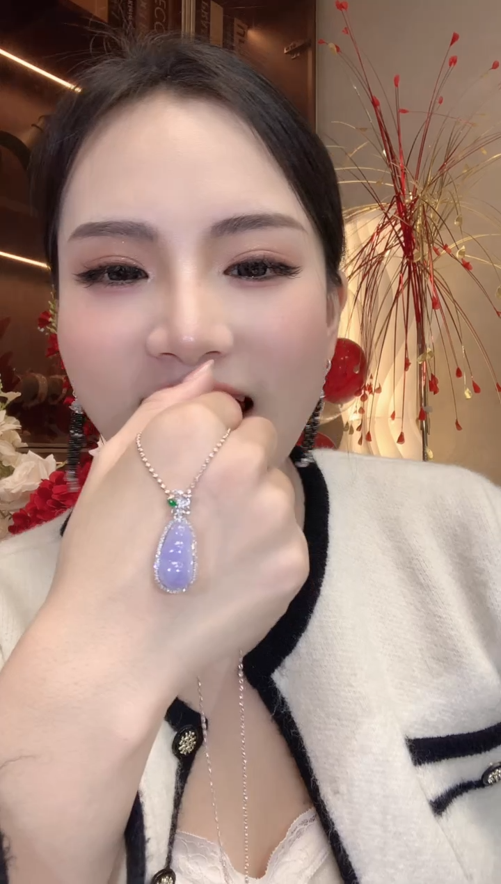 【闪购商品】翡翠吊坠(不含链)18K金镶嵌D17 紫货有一定色差