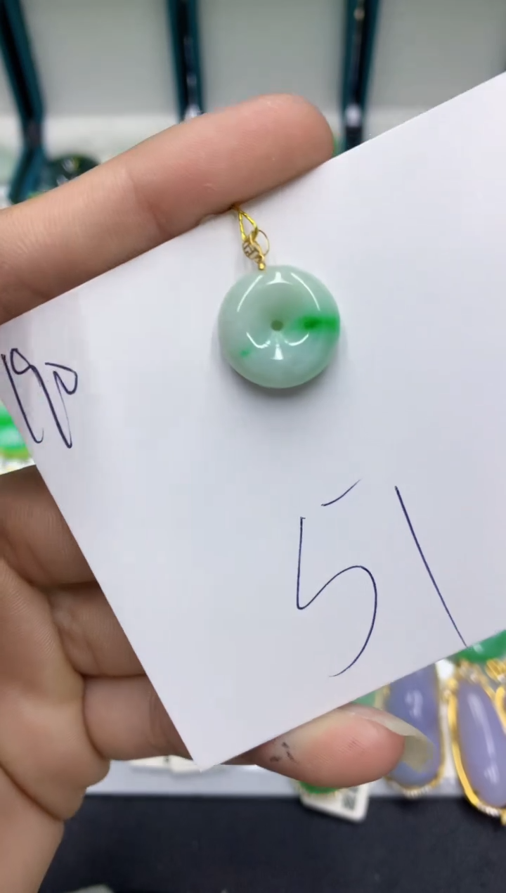 【闪购商品】翡翠颈饰18K金镶嵌翡翠