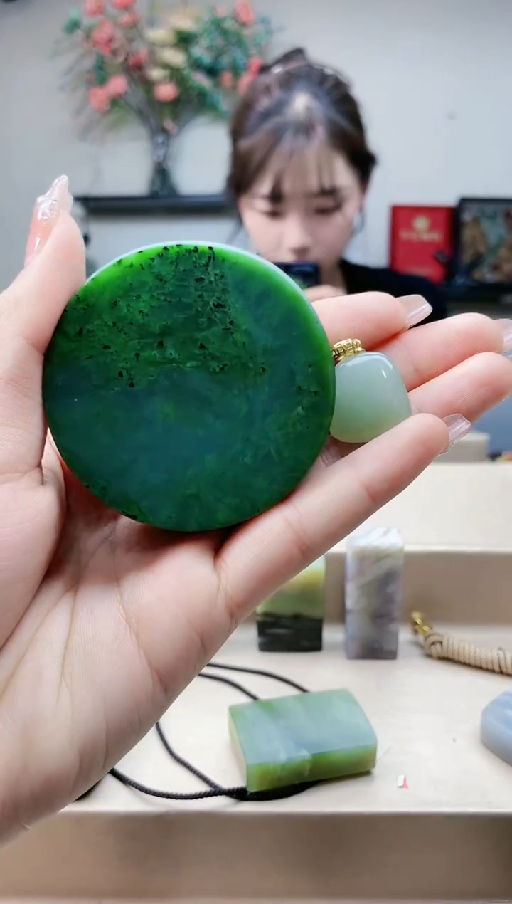 【闪购商品】和田玉挂件未镶嵌1