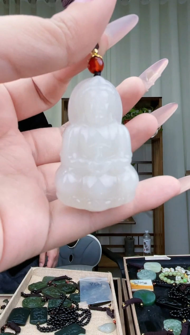 【闪购商品】和田玉挂件未镶嵌拍一发一，多样性发货！