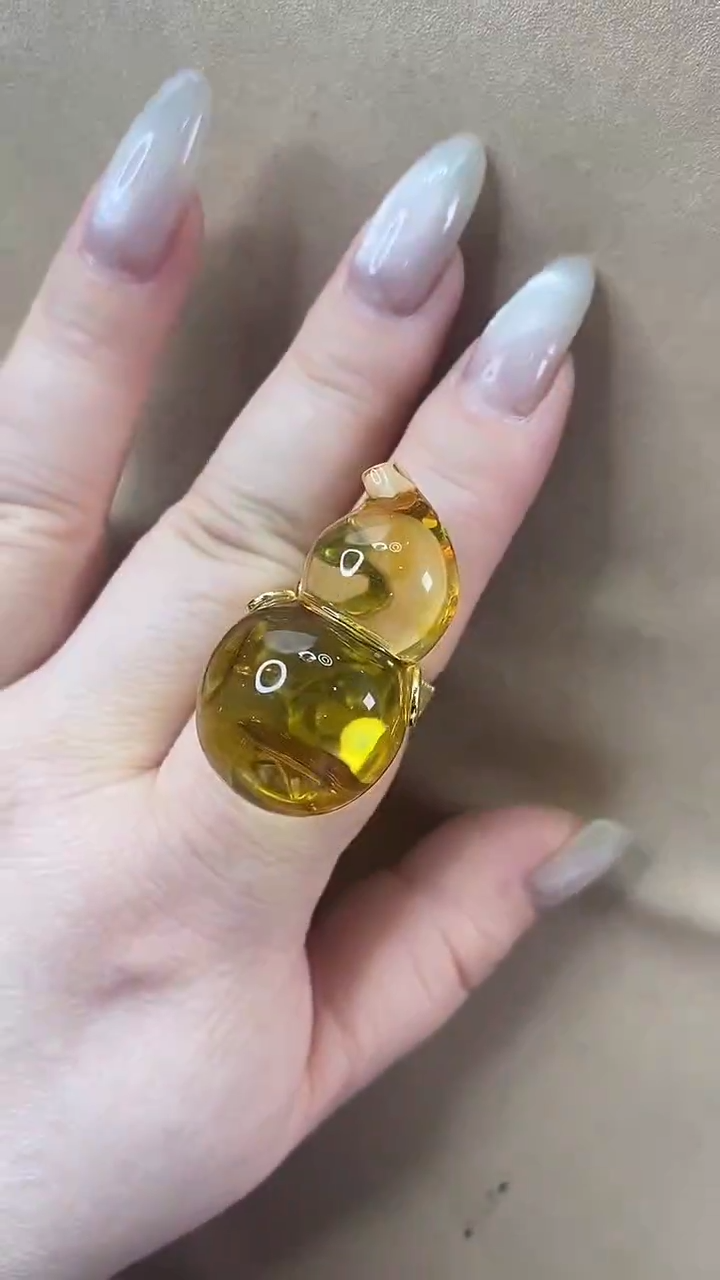 琥珀颈饰未镶嵌戒指