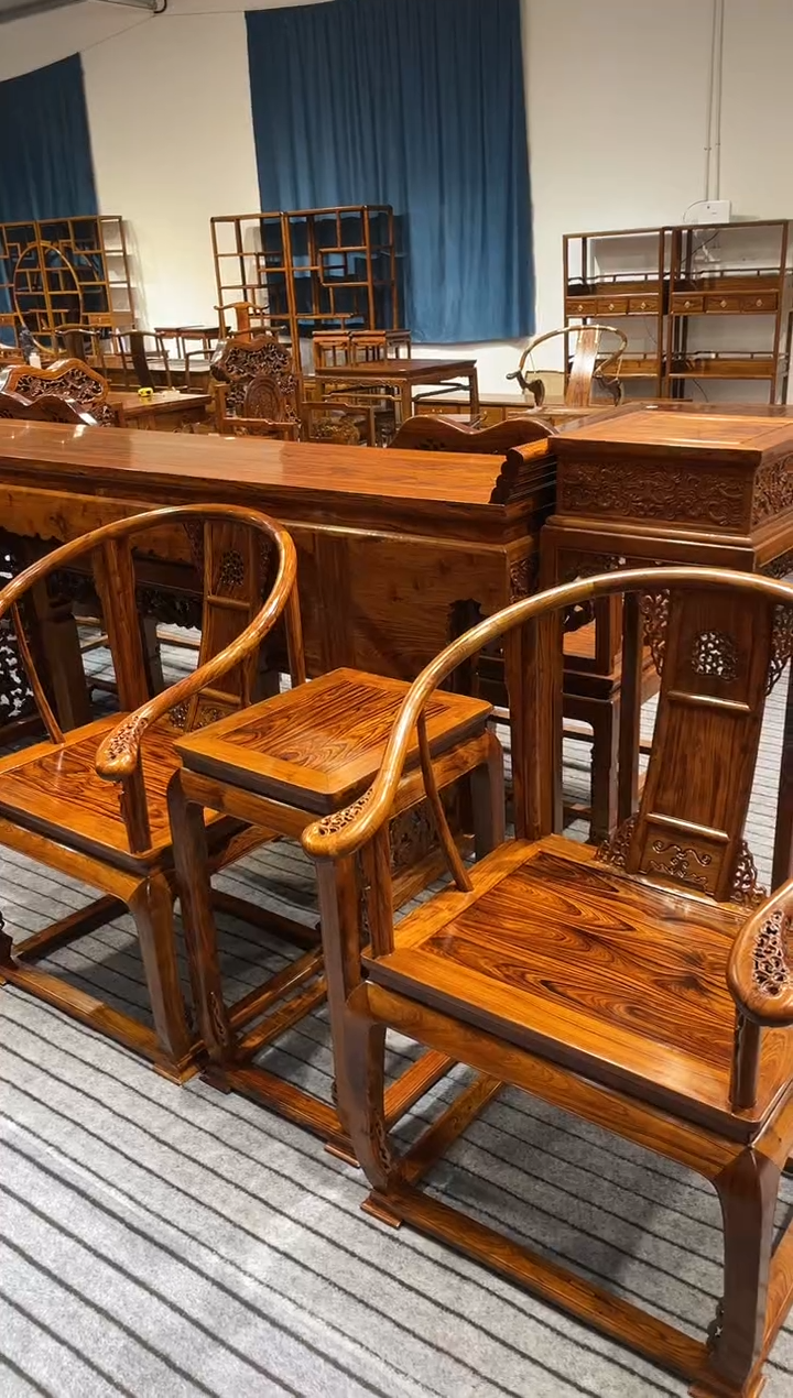 花梨木类用****球花梨木皇宫椅改价链接