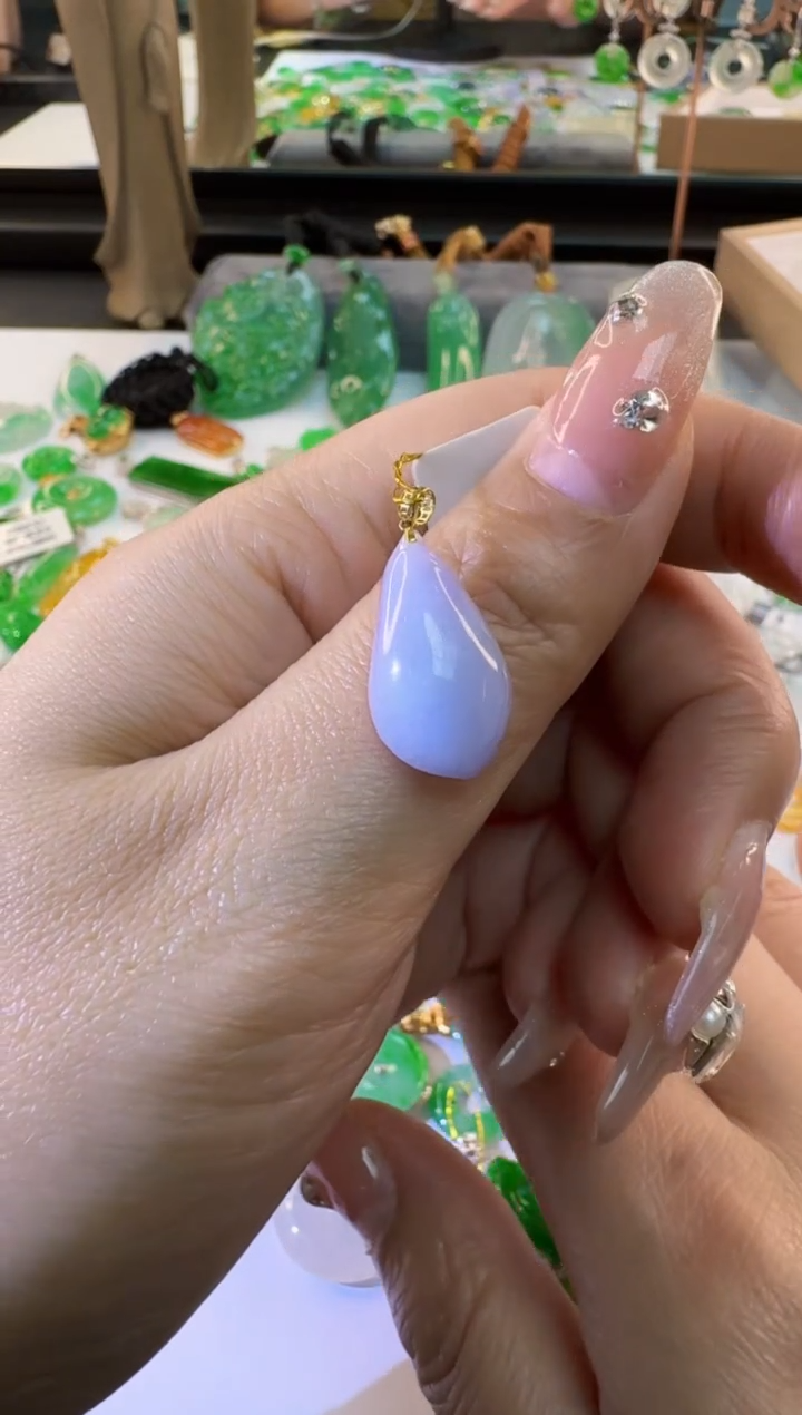 【闪购商品】翡翠颈饰18K金镶嵌缅甸翡翠A货挂件