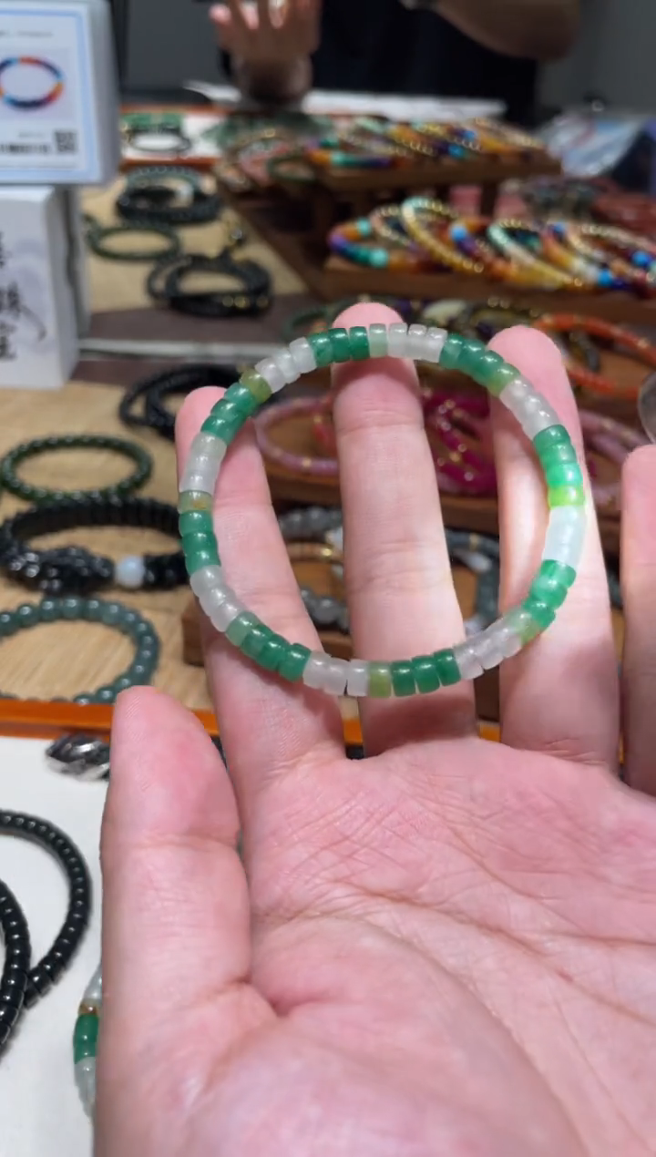 未镶嵌手串石英质玉（非洲翠）6mm多宝非洲翠手串