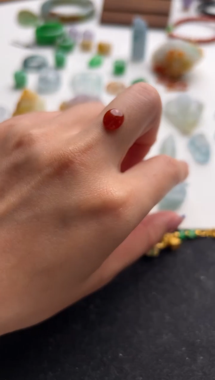 定制翡翠未镶嵌红蛋面680