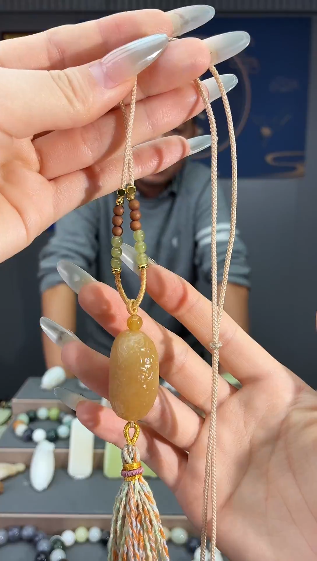 颈饰未镶嵌和田玉1