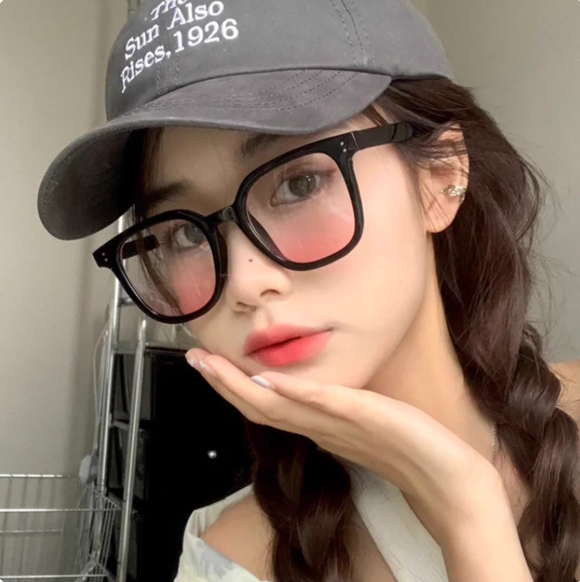 腮红眼镜