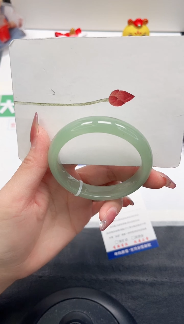 【闪购商品】石英质玉手镯未镶嵌188-55