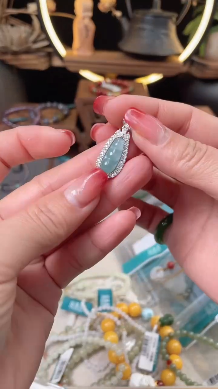 【闪购商品】翡翠手饰未镶嵌020921111