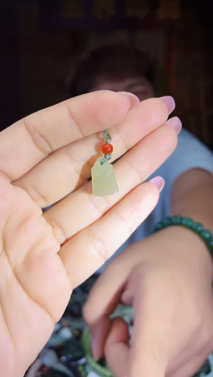 和田玉未镶嵌挂件拍一发一多样性发货