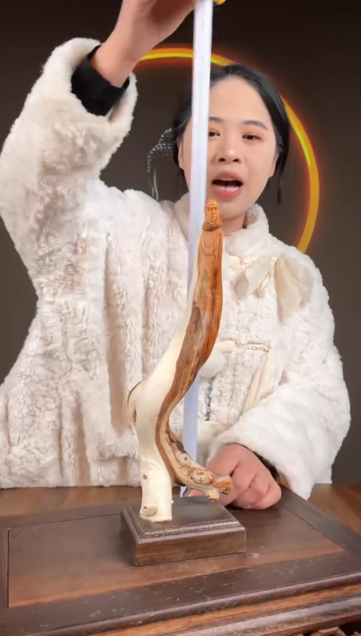 【闪购商品】柏木（崖柏）手工摆件,先抢先得!