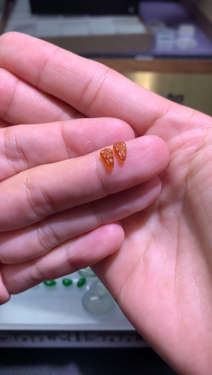 【闪购商品】定制翡翠未镶嵌毛货