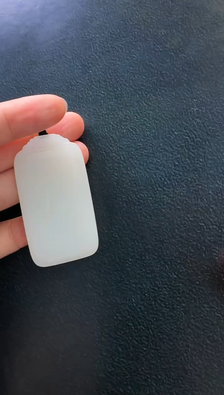 和田玉吊坠未镶嵌吊坠