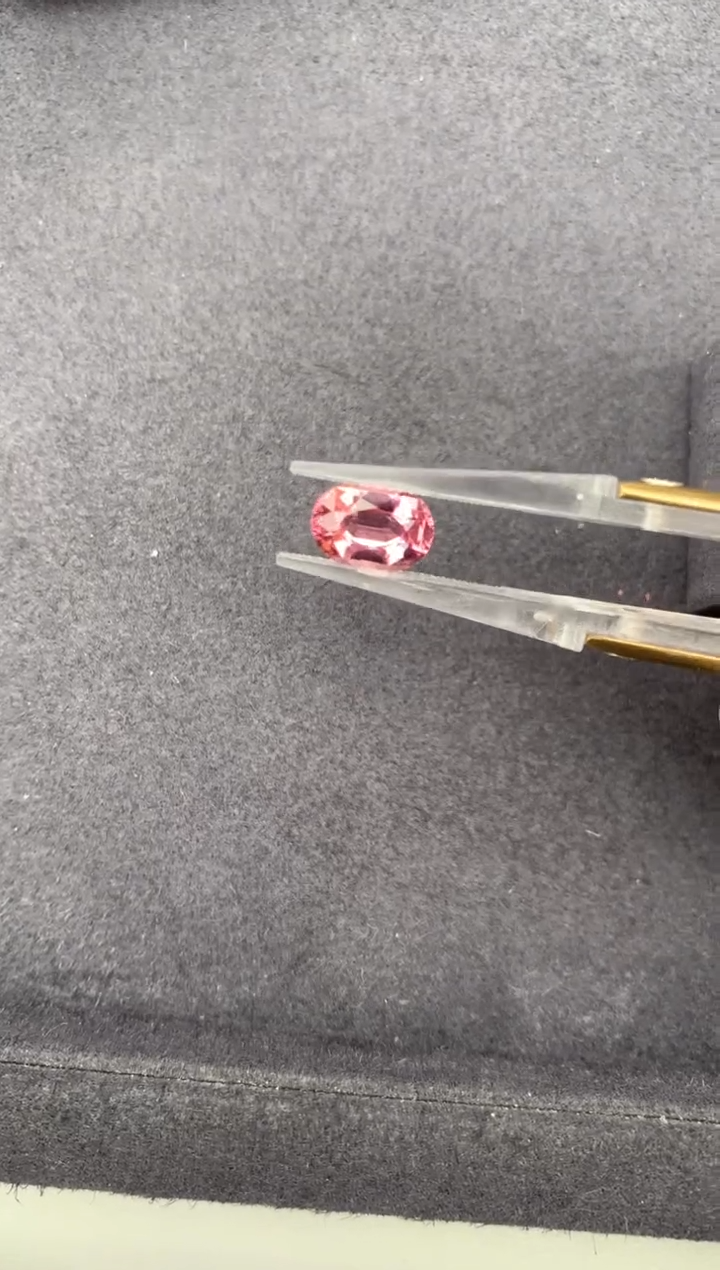 未镶嵌珠宝半成品碧玺1.8ct粉碧玺 定制 GE