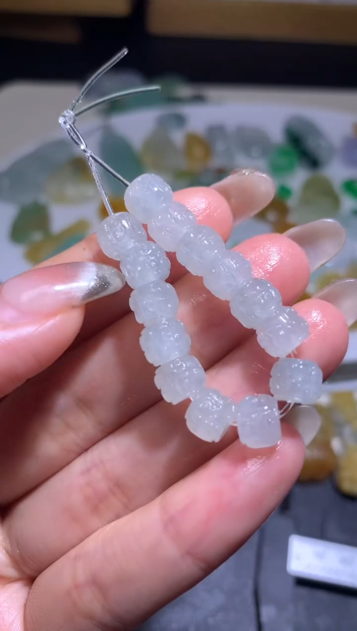 未镶嵌定制翡翠毛货